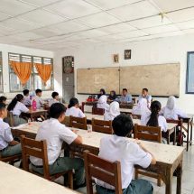 Enam Sekolah Adu Cerdas di SMAN 1 Rantau Selatan